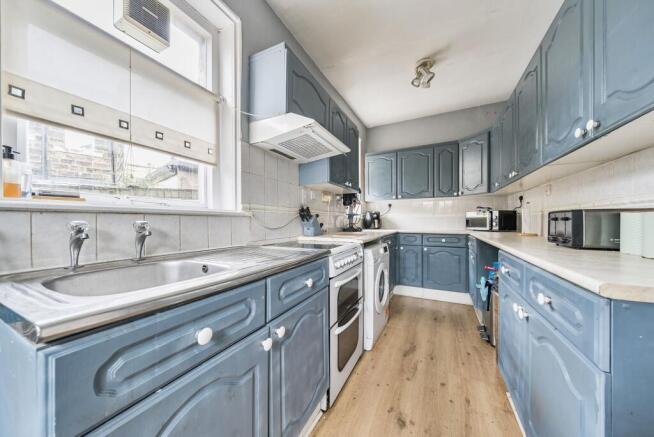 3 bed Semi-Detached for sale Image 5
