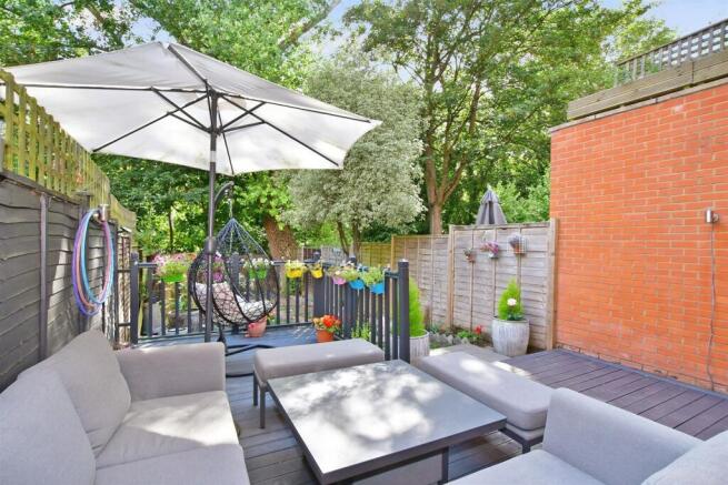 Patio / Decking