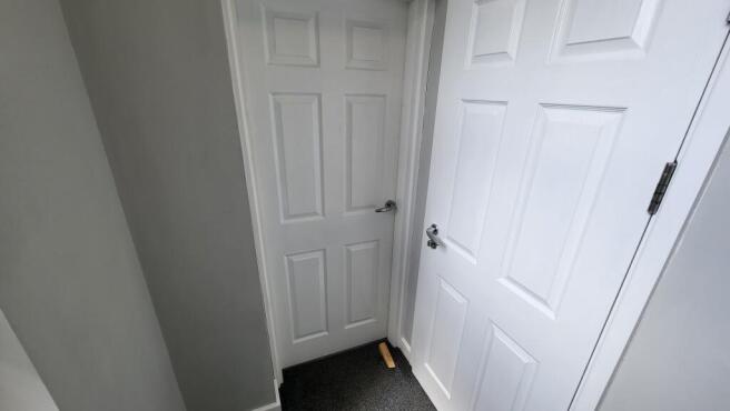 1 bed House Share to rent Image 4