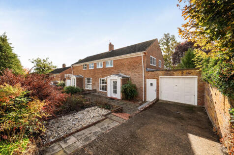 Westbrook Gardens, Bracknell, Berkshire