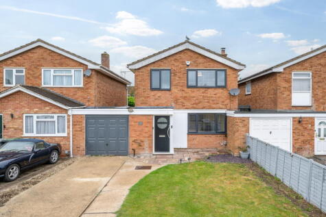 The Coppens, Stotfold, Hitchin, SG5 4PJ
