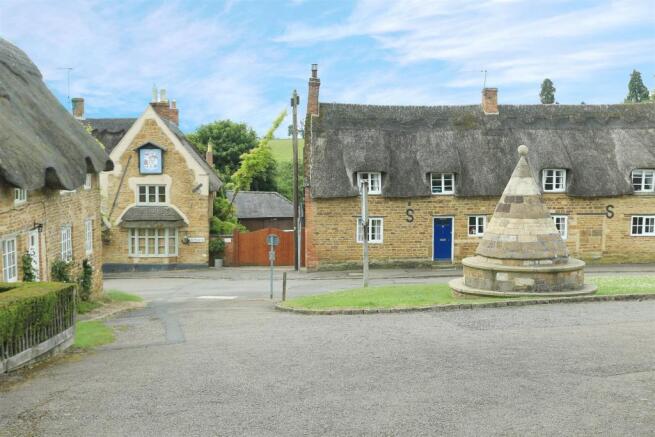 The Buttercross
