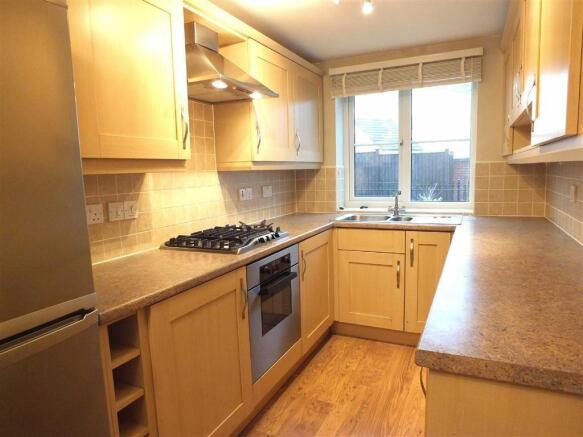 KITCHEN /DINING ROOM