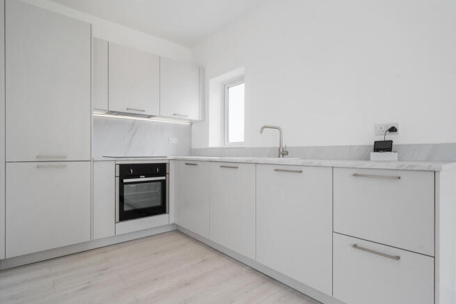 Flat 43, Crosskeys Close N9 7AD-No Watermark-4