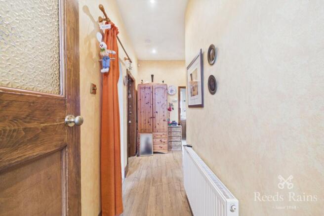 3 bed Bungalow for sale Image 9