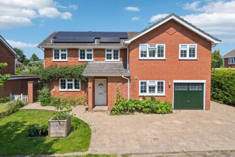 Manor Farm Way, Seer Green, HP9