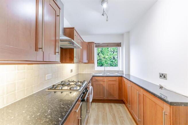 Kitchen 1.jpg