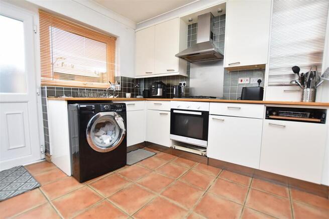 Sontley Road, Wrexham photo 4