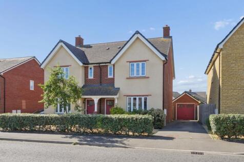 Bellenger Way, Brize Norton, OX18