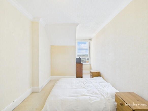 2 bed Apartment for sale Image 10