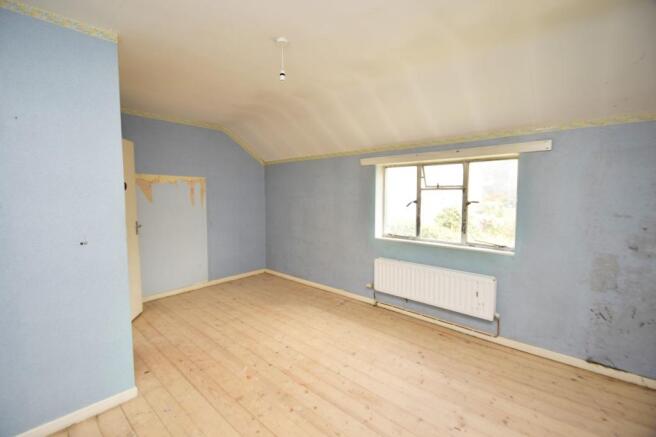 8 Water Street, Aberarth, Dyfed, SA46 0LN
