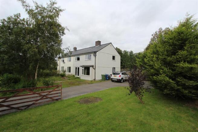 Front of Property.JPG