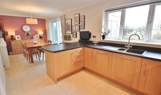 Kitchen Diner