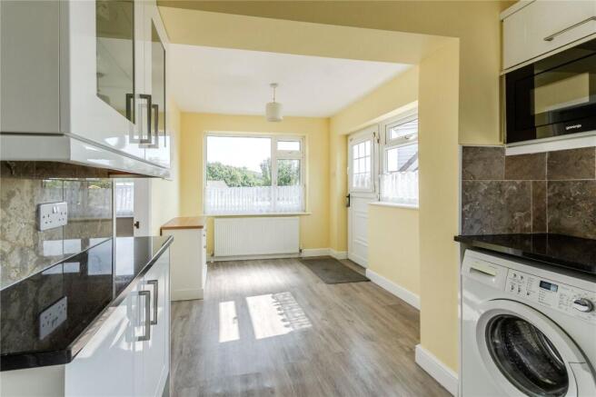 3 bed Semi-Detached for sale Image 11