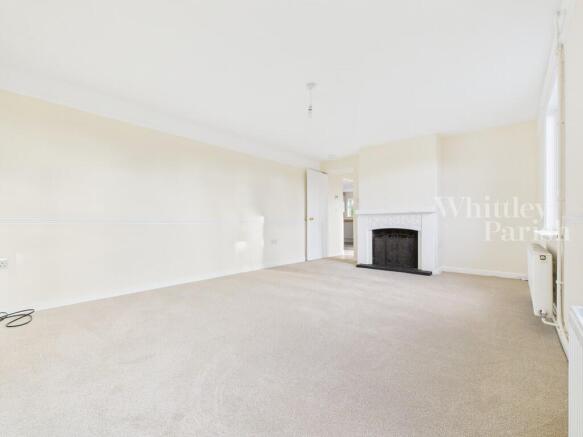 CAM04332G0-PR0590...