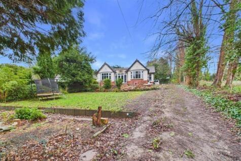 Highfield Drive, Burton-On-Trent