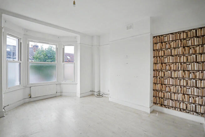 69b Childerbert Road, Tooting, London SW17 8EY