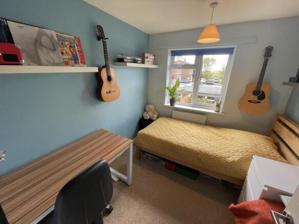 Photo 11