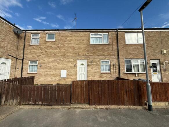 3 Bedroom Terraced for Rent