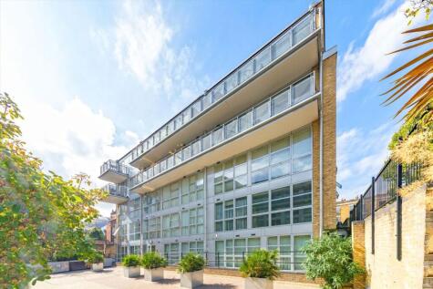 Isaac Way, London Bridge