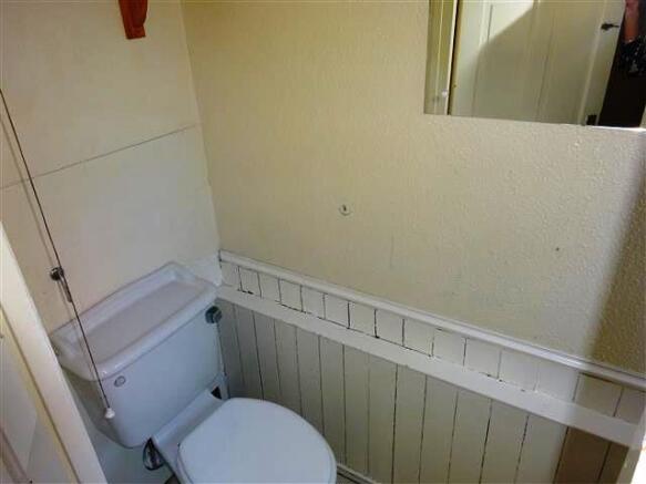 Cloakroom/wc