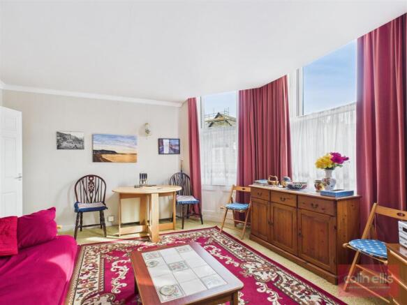 1 bed Flat for sale Image 4