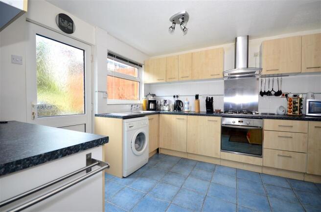 Kitchen/Dining Area