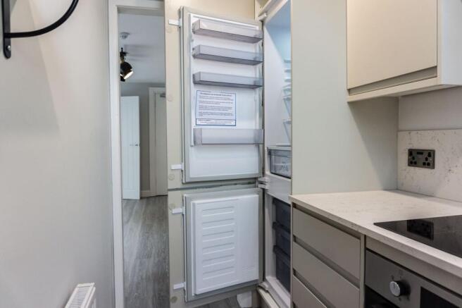 1 bed Apartment to rent Image 6