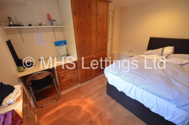 5 bed Terraced to rent Image 8