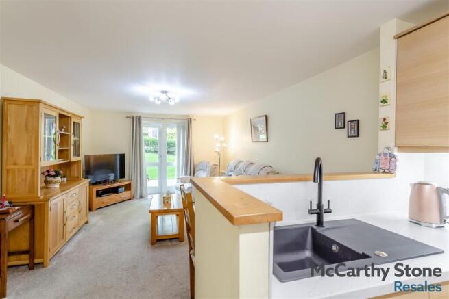 1 bed Apartment for sale Image 7