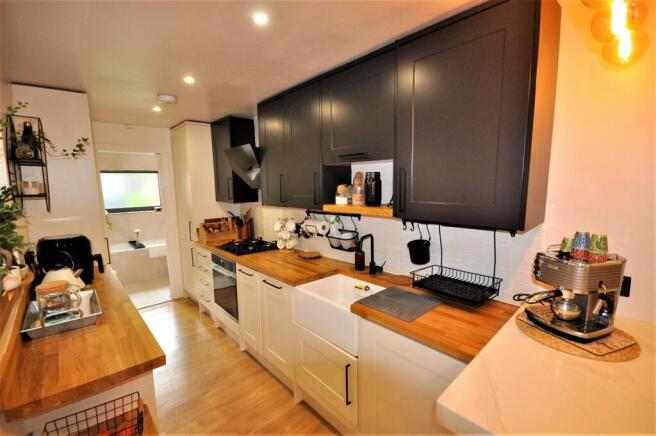 Fitted Kitchen