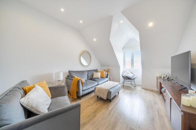 Davidson Frost-Wellings, DFW, Oakwood House, Livin