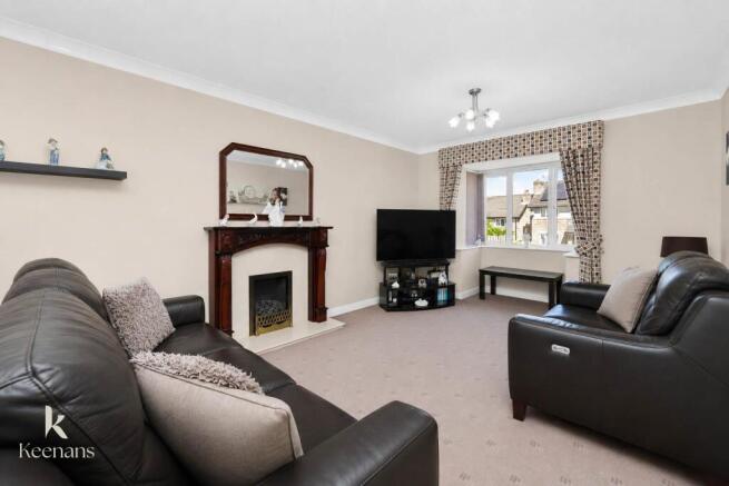 4 bed Detached for sale Image 4