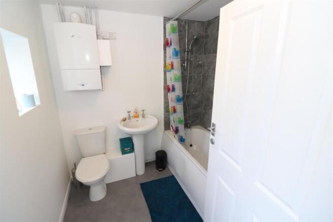 Bathroom / WC