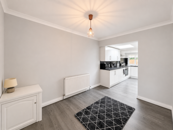 2 bed Semi-Detached Bungalow for sale Image 4