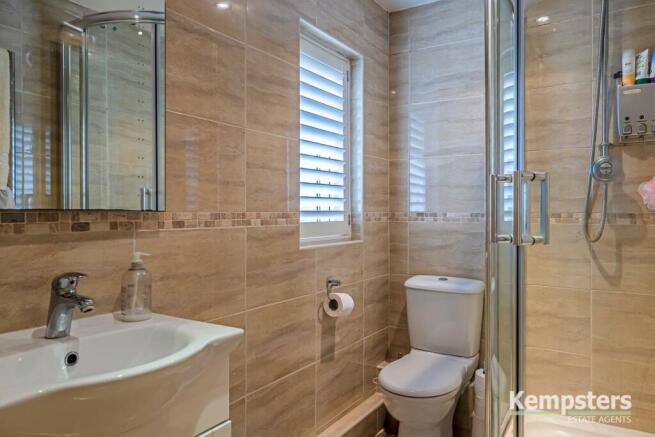Shower Room.jpg
