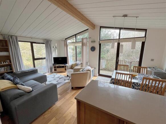 Sitting Dining Areas.jpg