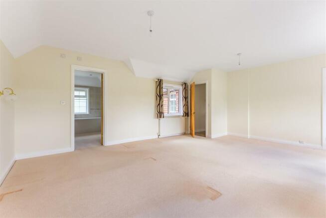 Master Bedroom.jpg