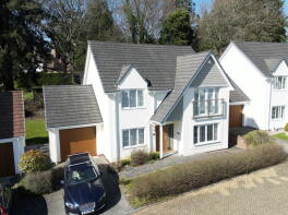 3, Oak Tree Gardens, West Hill, Ottery St. Mary EX11 1FR