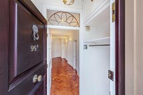 Flat A, 95, Parkhill Road, London NW3 2XY