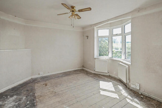 2 Police Cottages, St Albans Road, South Mimms, Potters Bar, EN6 3PJ