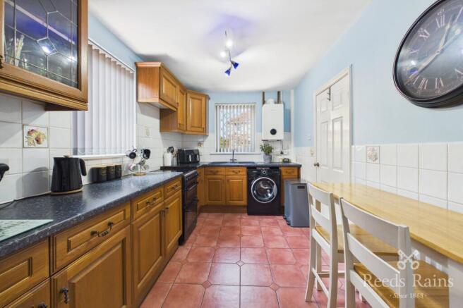 3 bed Semi-Detached for sale Image 12