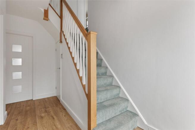 4 bed Semi-Detached for sale Image 10