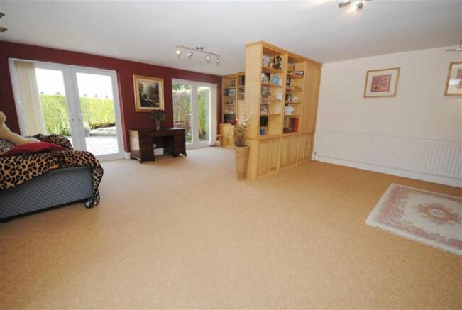 Family/occasion room