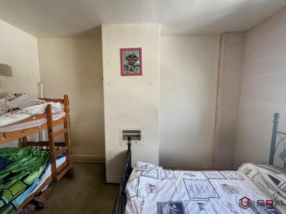 2 bed Terraced for sale Image 4