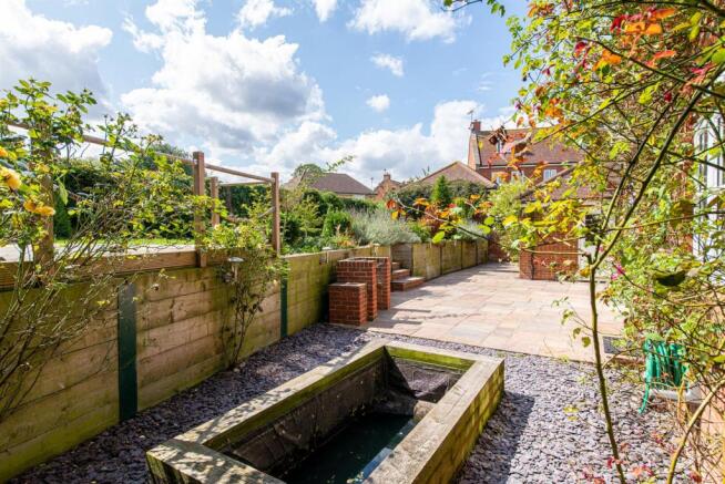 1 Rooks View garden6.jpg