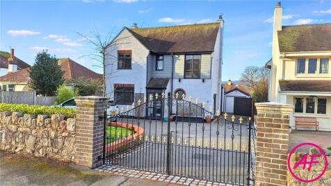 St. Hilarys Drive, Deganwy, Conwy, LL31