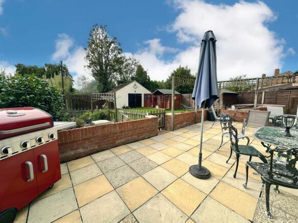 garden patio.jpg