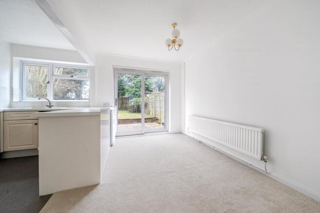 Kitchen/Dining Area