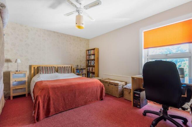 Bedroom 2 (Double)